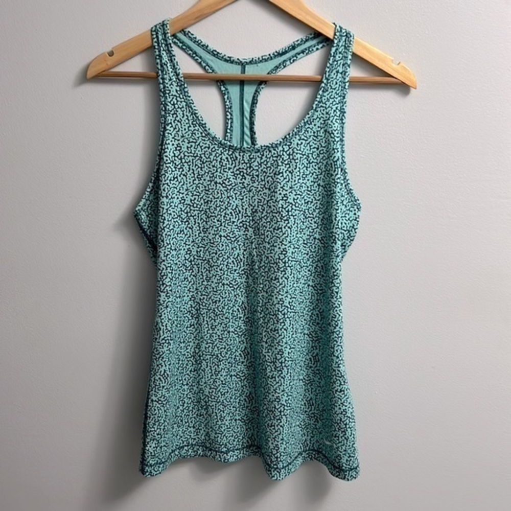Nike Dri-Fit‎ Women’s Green and Navy Blue Ripple Size M, Sleeveless Athletic Top